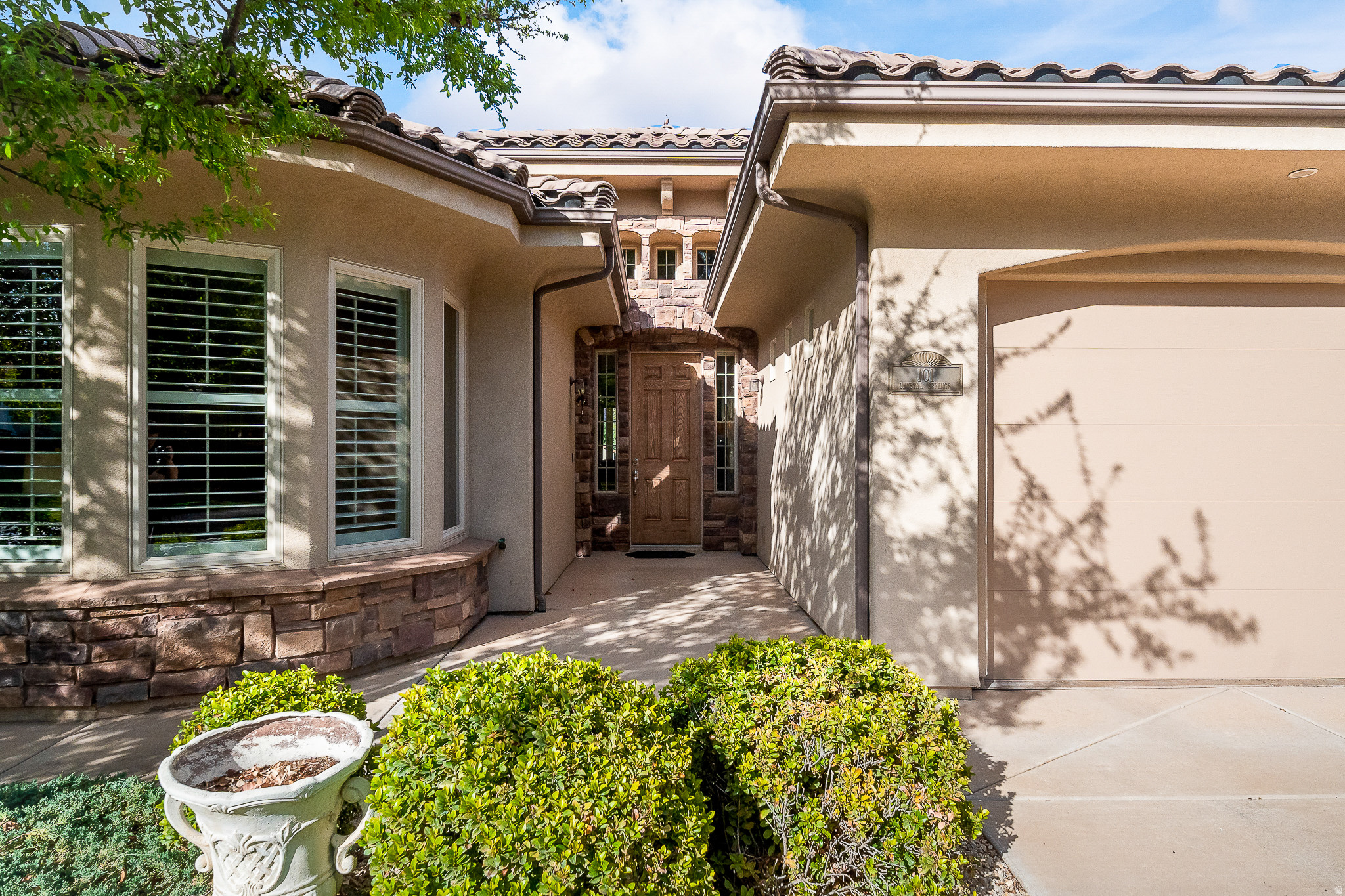 CRYSTAL SPRINGS - Residential