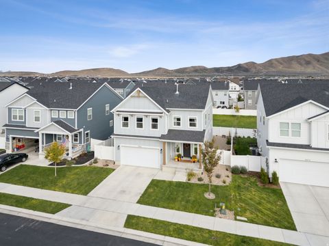 Tiny photo for 5084 N ESPALIER DR, Eagle Mountain, UT 84005 (MLS # 2128559)