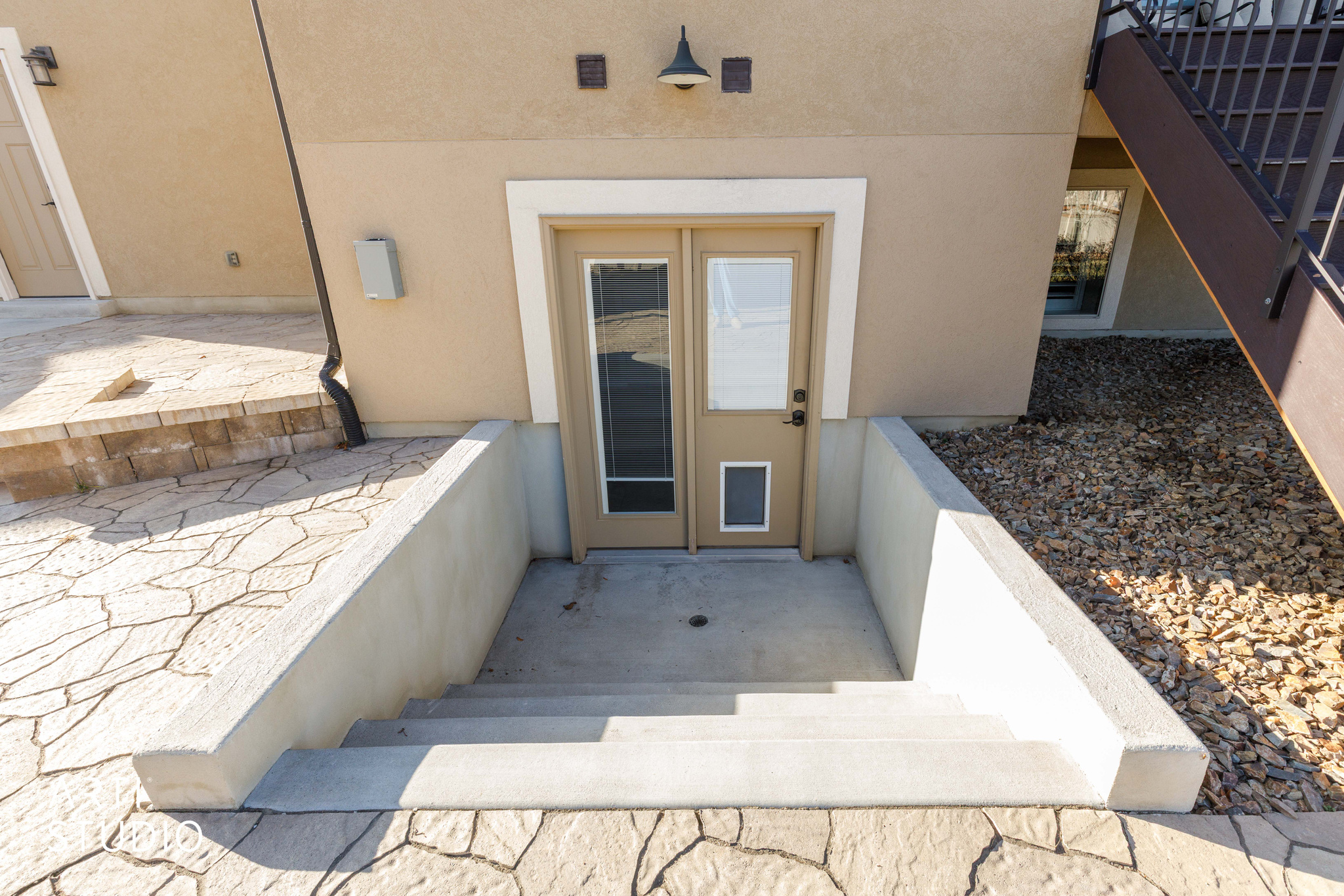 FAIRGROVE ESTATES - Residential