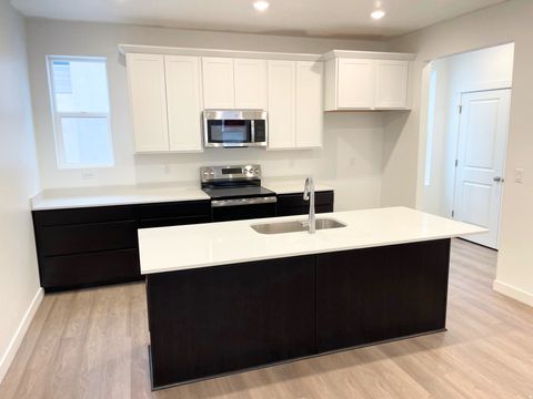 Photo of 873 S MATHILDA DR #247, Saratoga Springs, UT 84045 (MLS # 2125949)