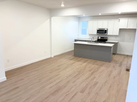 Tiny photo for 873 S MATHILDA DR #247, Saratoga Springs, UT 84045 (MLS # 2125949)