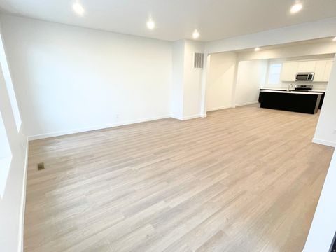 Tiny photo for 873 S MATHILDA DR #247, Saratoga Springs, UT 84045 (MLS # 2125949)