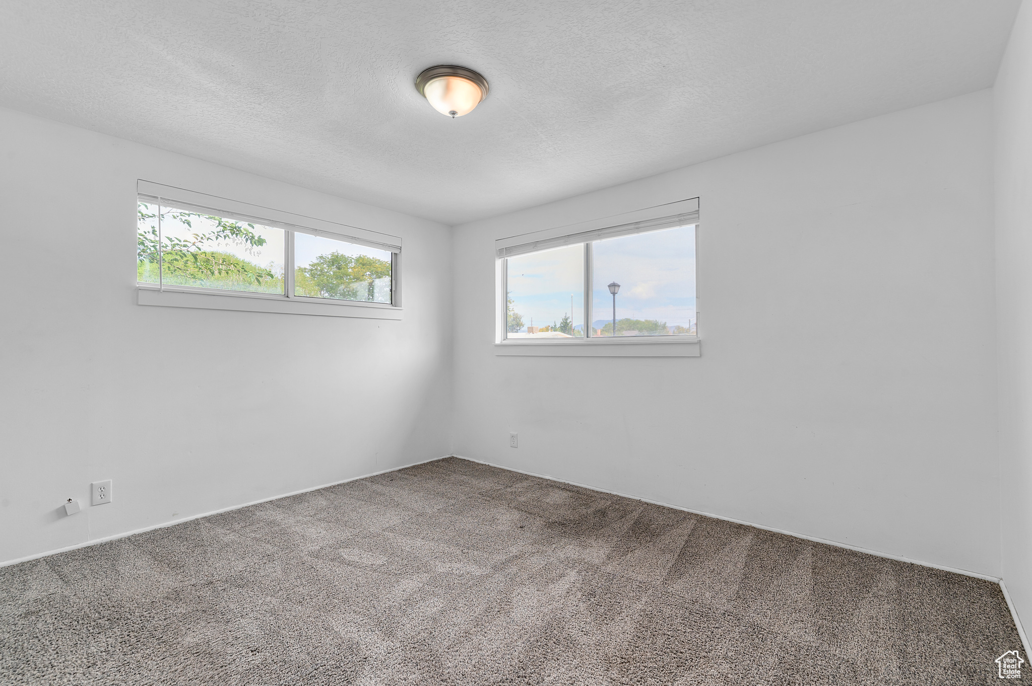 MEADOWBROOK VALLEY - Residential