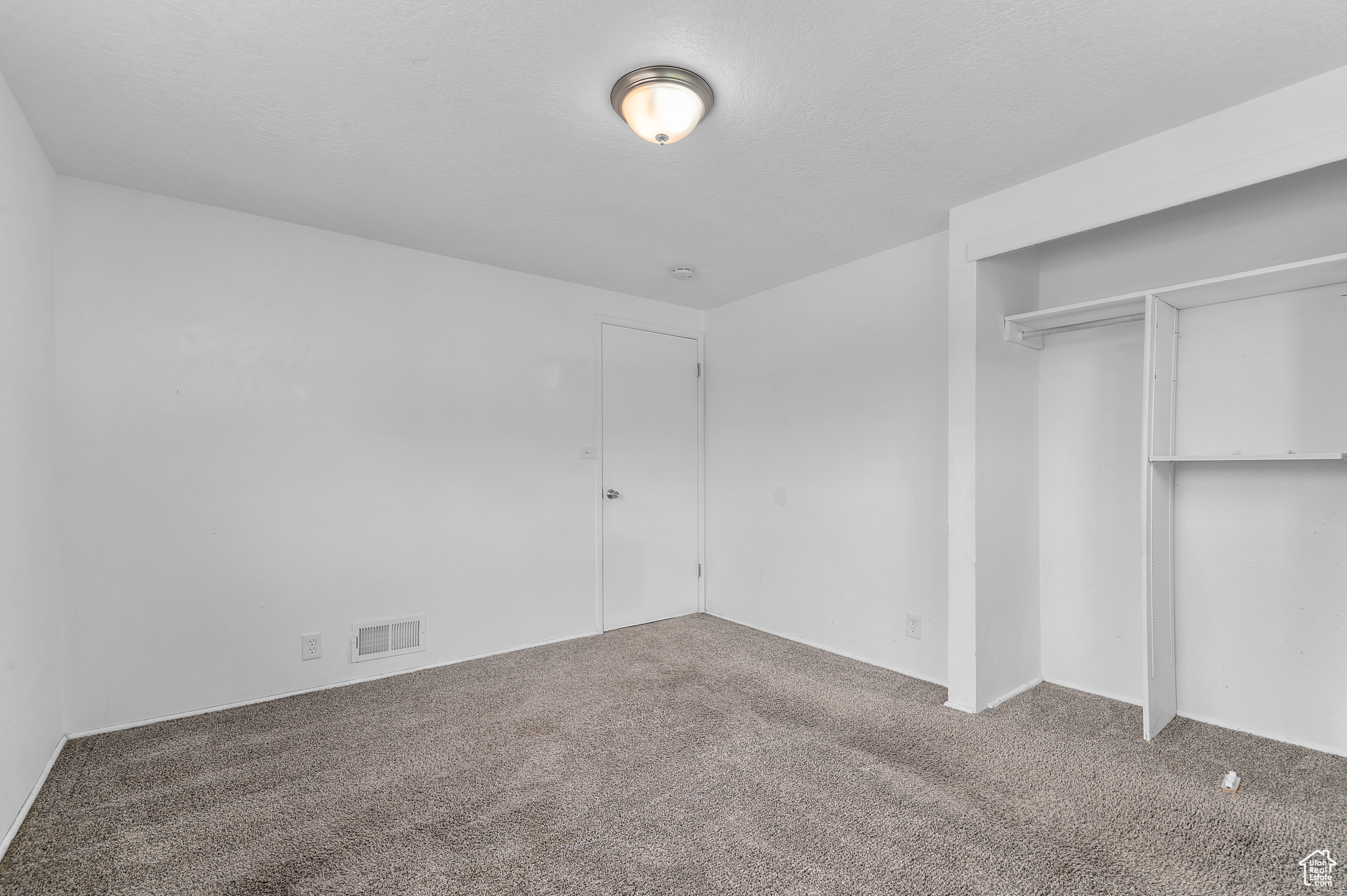 MEADOWBROOK VALLEY - Residential