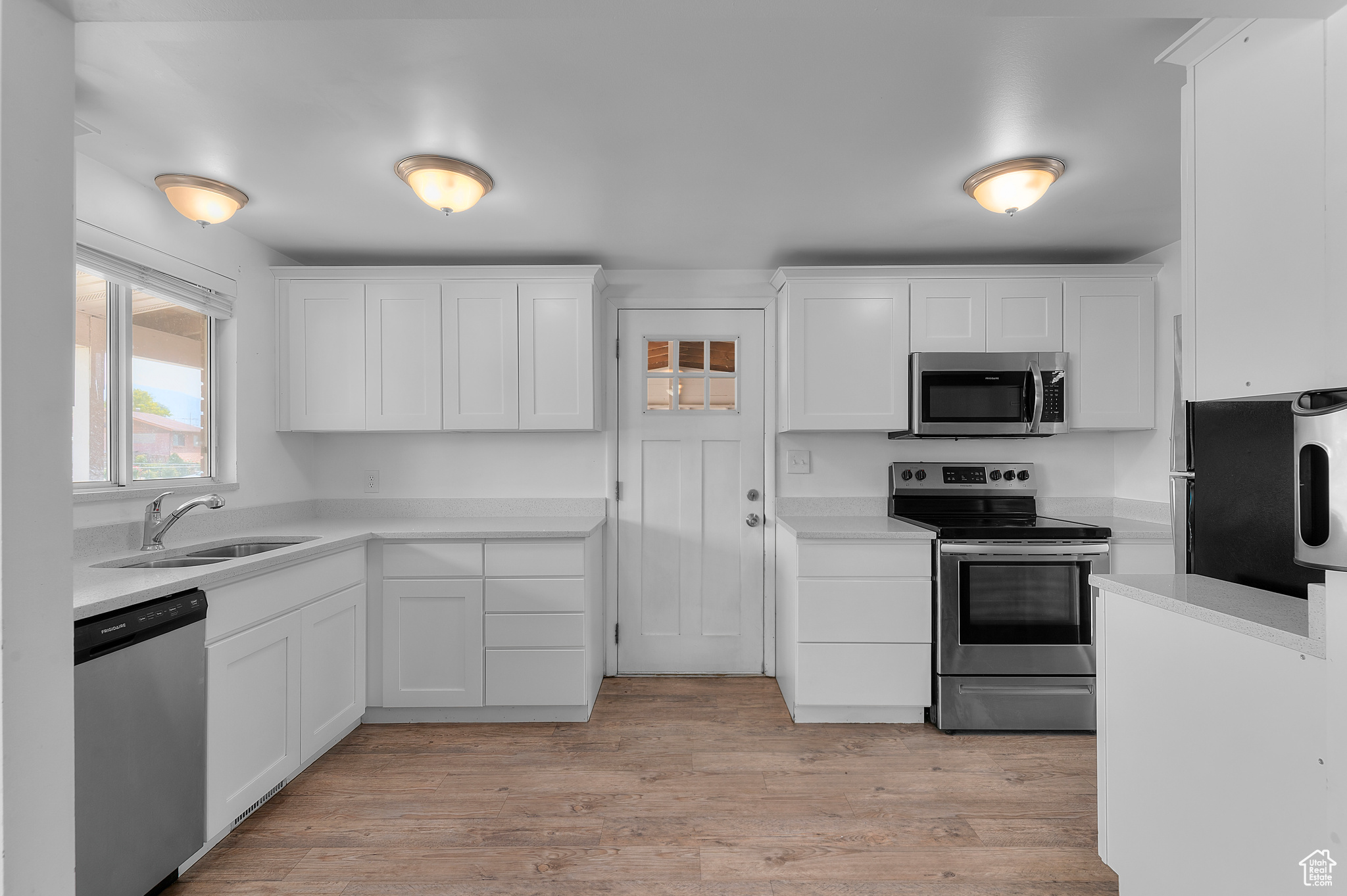 MEADOWBROOK VALLEY - Residential