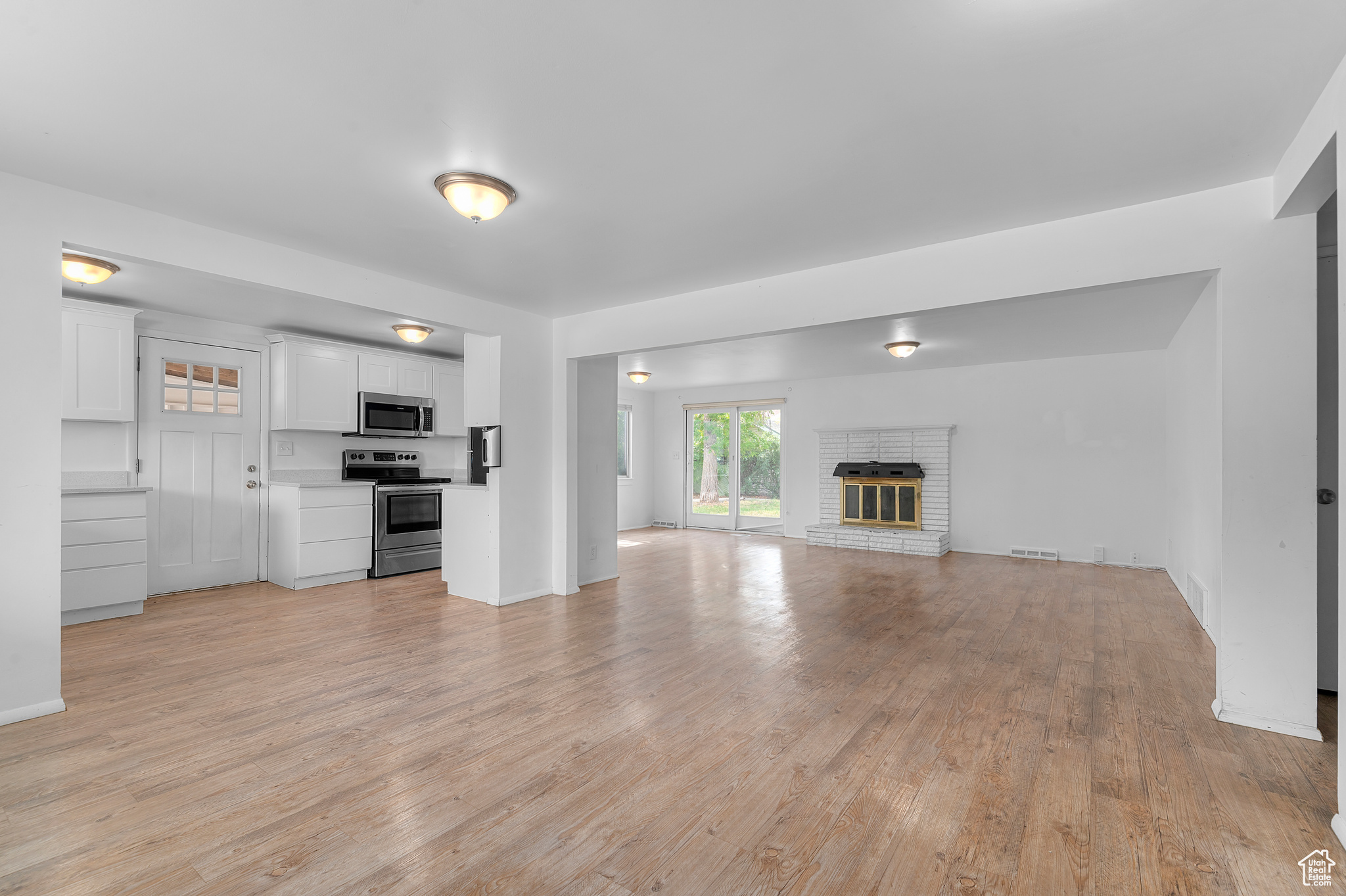 MEADOWBROOK VALLEY - Residential