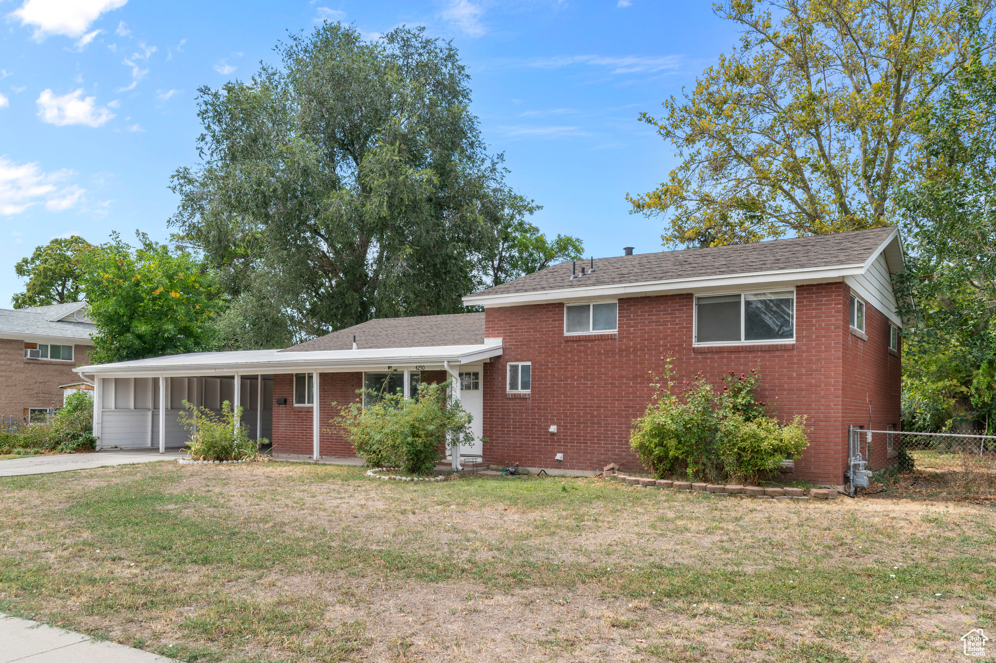 MEADOWBROOK VALLEY - Residential