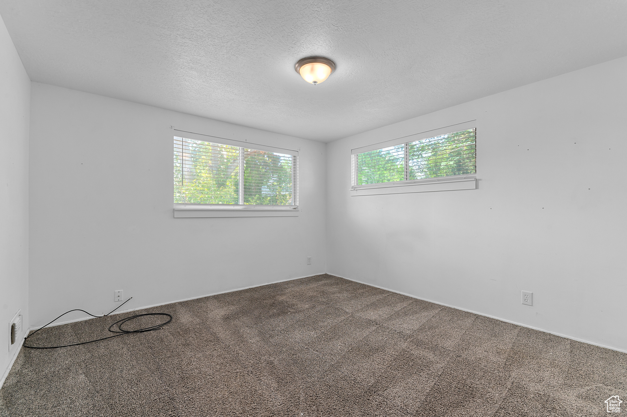 MEADOWBROOK VALLEY - Residential