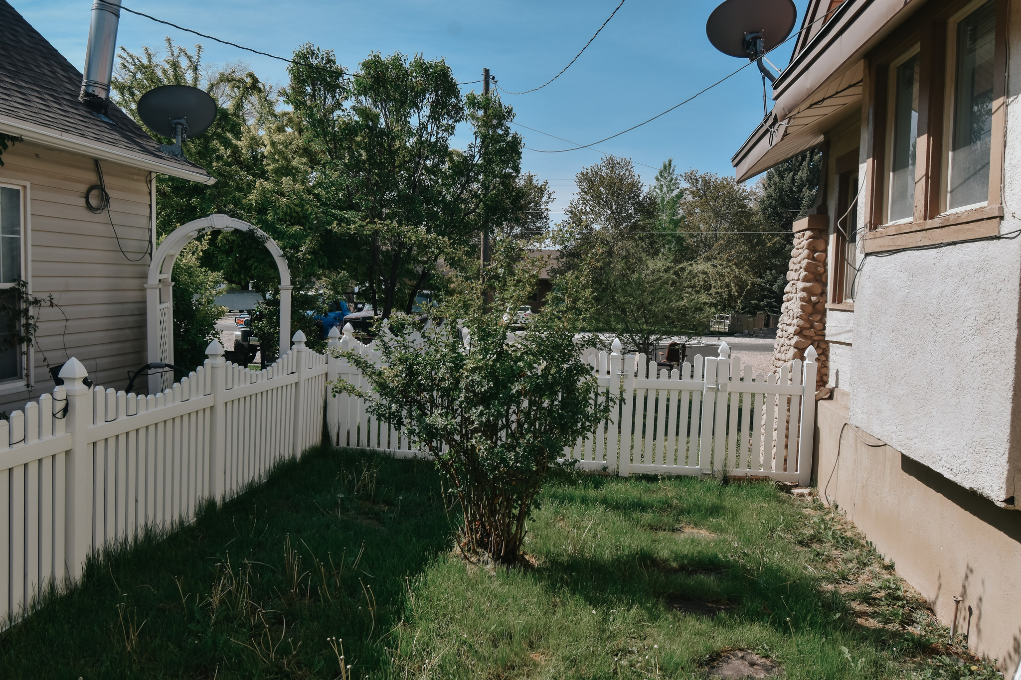 YOUNG PROPERTY - Residential