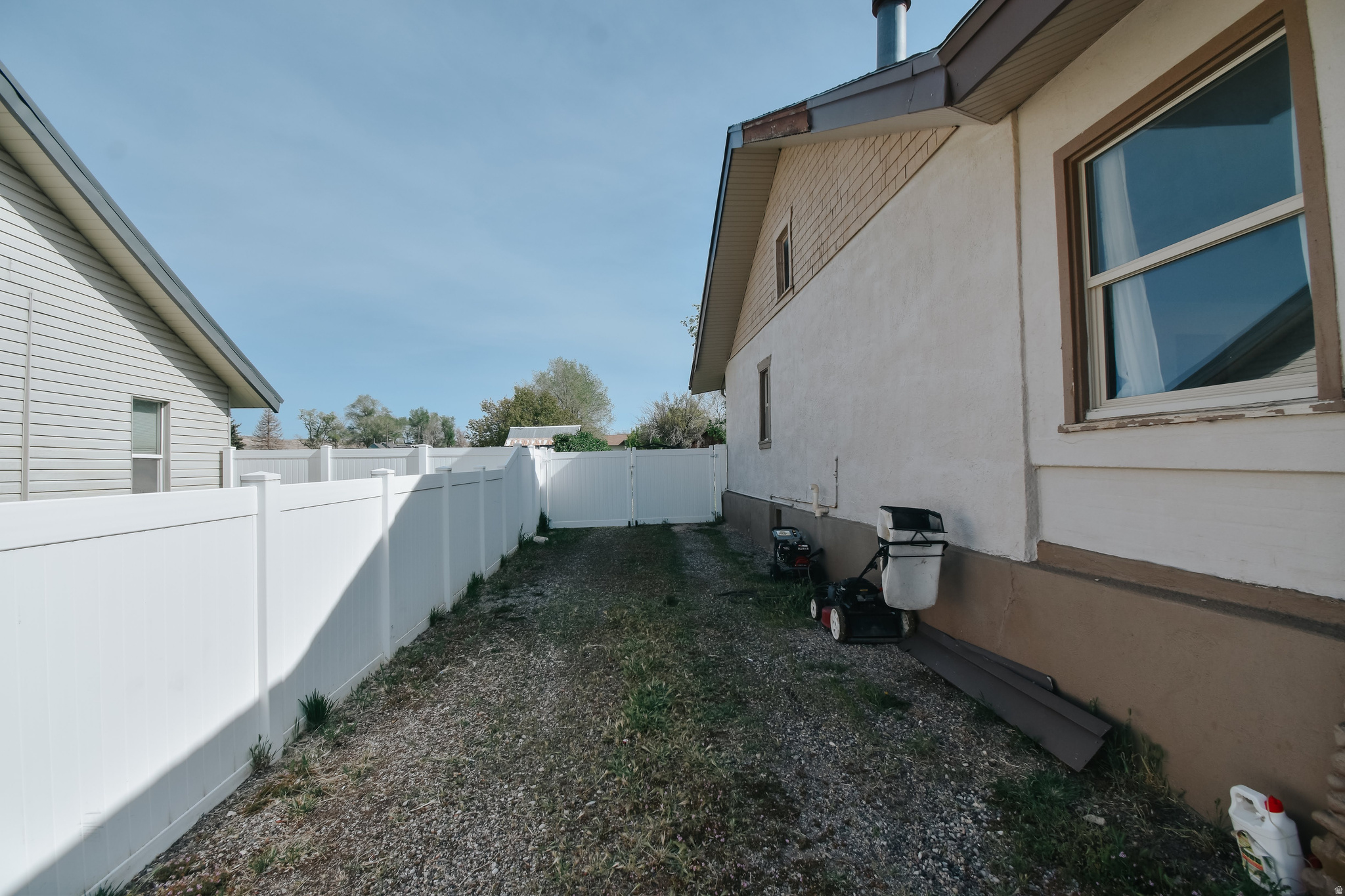 YOUNG PROPERTY - Residential