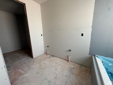 Tiny photo for 2973 E CLARKSTONE DR, Eagle Mountain, UT 84005 (MLS # 2113090)