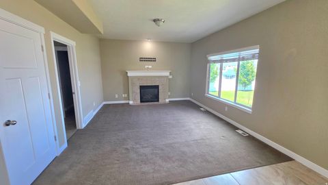 Tiny photo for 838 W FREEDOM POINT WAY, Bluffdale, UT 84065 (MLS # 2155368)