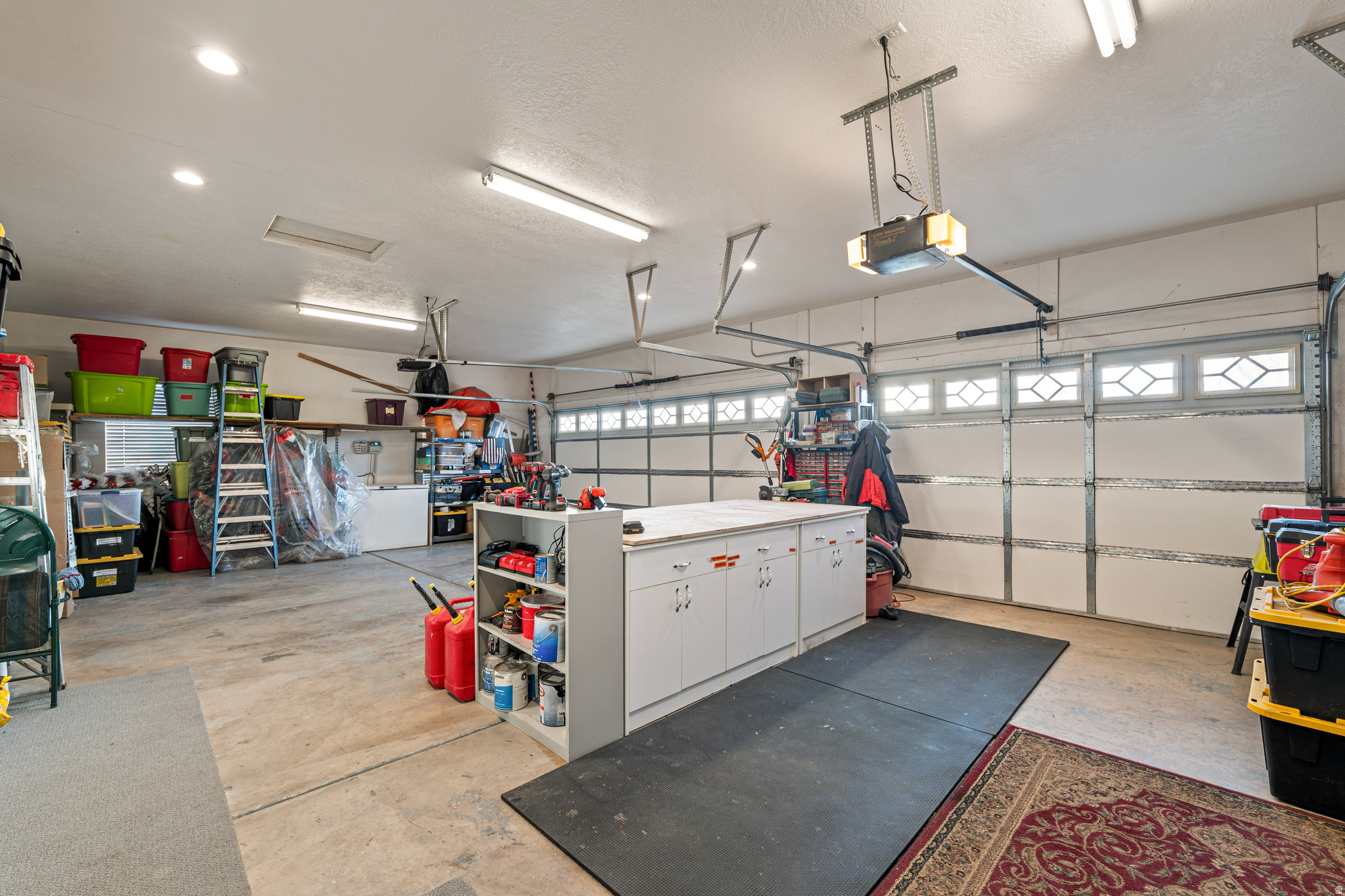 HOME SWEET HOME - Residential