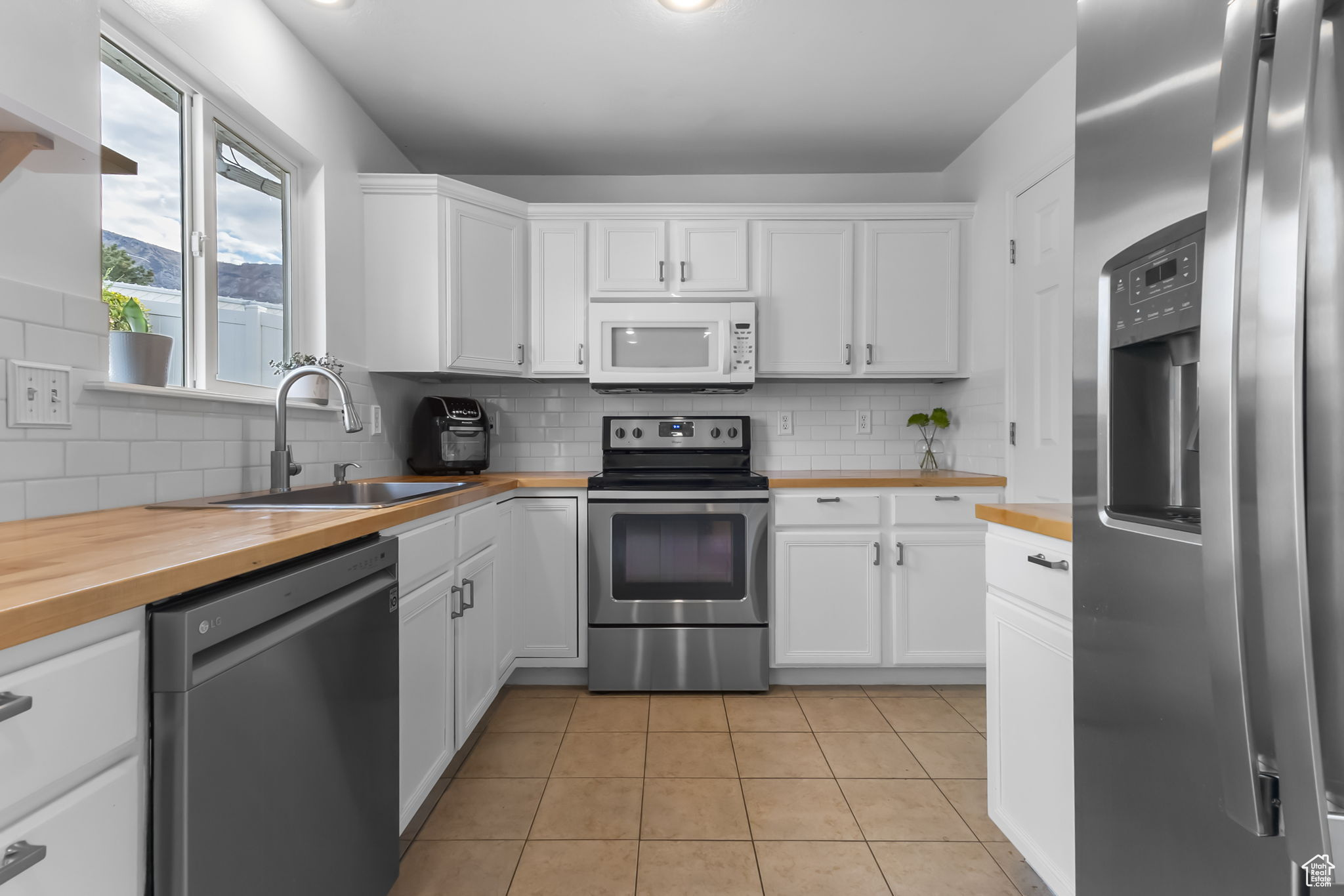 DAVENCOURT TOWNHOMES PUD - Residential