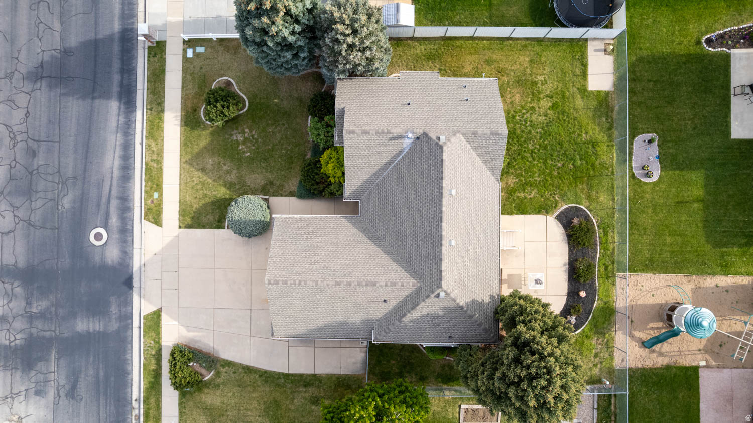 WINDSOR MEADOWS - Residential