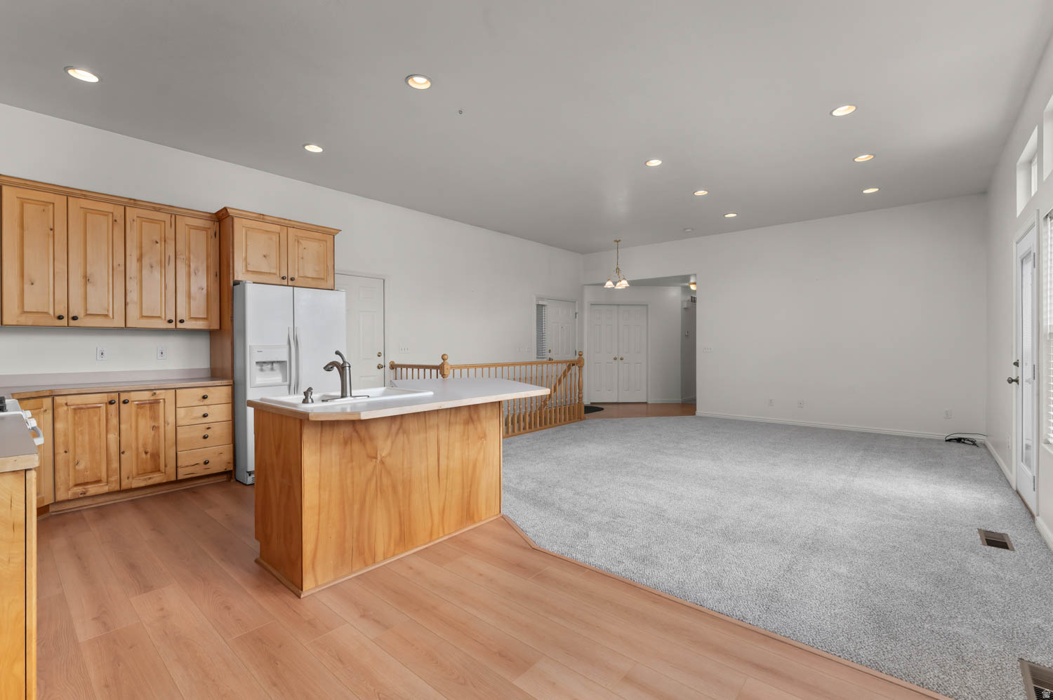 WINDSOR MEADOWS - Residential
