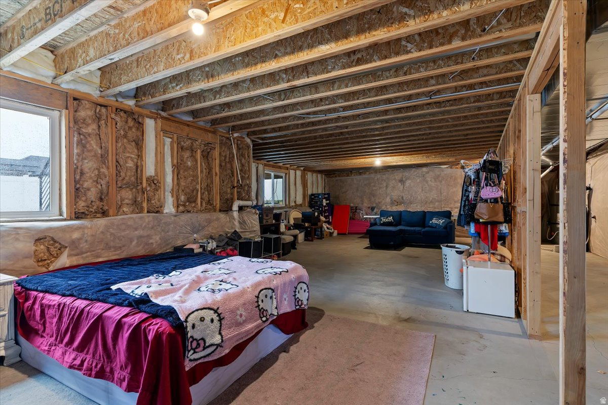 WILLOW FLATS - Residential