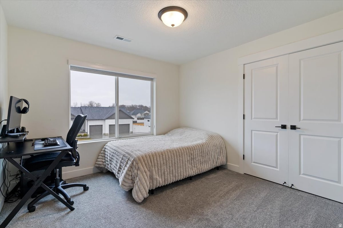 WILLOW FLATS - Residential