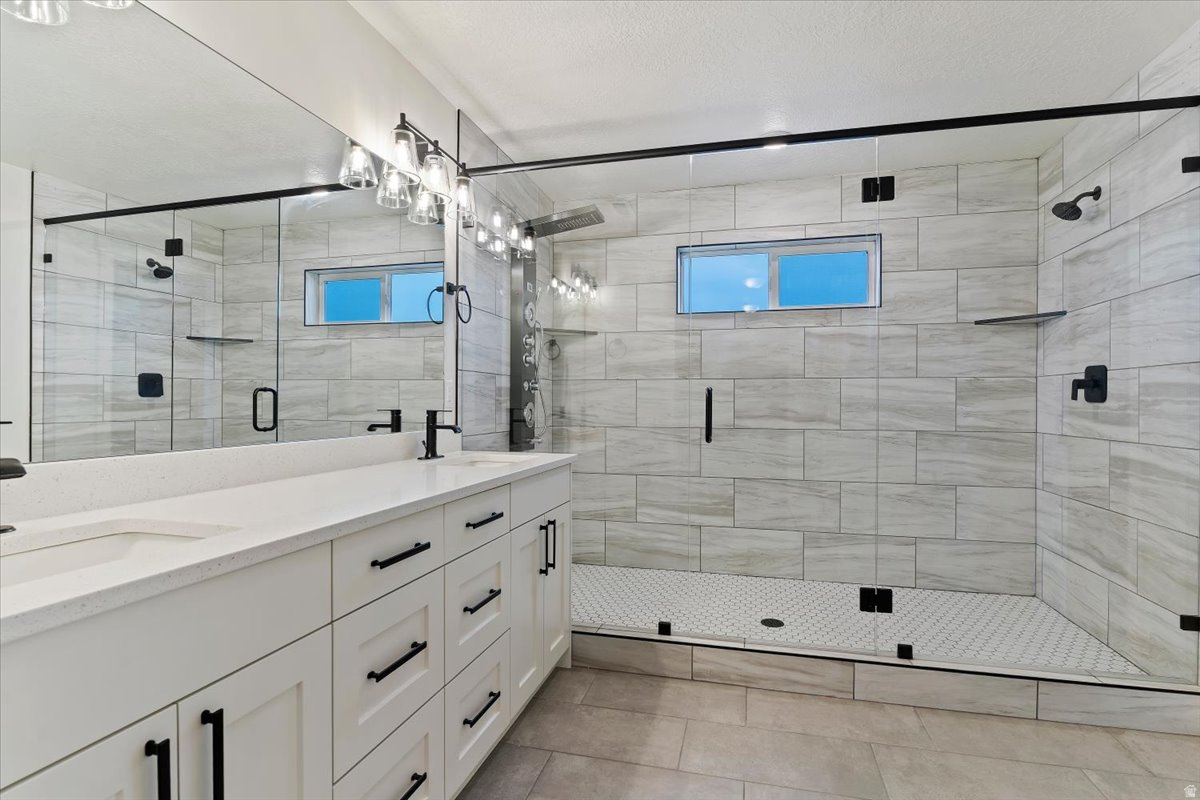 WILLOW FLATS - Residential