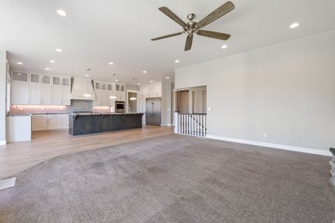 Tiny photo for 2334 S LAST CHANCE DR, Washington, UT 84780 (MLS # 2127274)