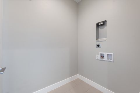 Tiny photo for 2334 S LAST CHANCE DR, Washington, UT 84780 (MLS # 2127274)