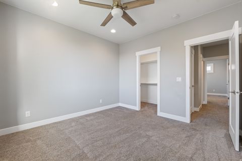 Tiny photo for 2334 S LAST CHANCE DR, Washington, UT 84780 (MLS # 2127274)