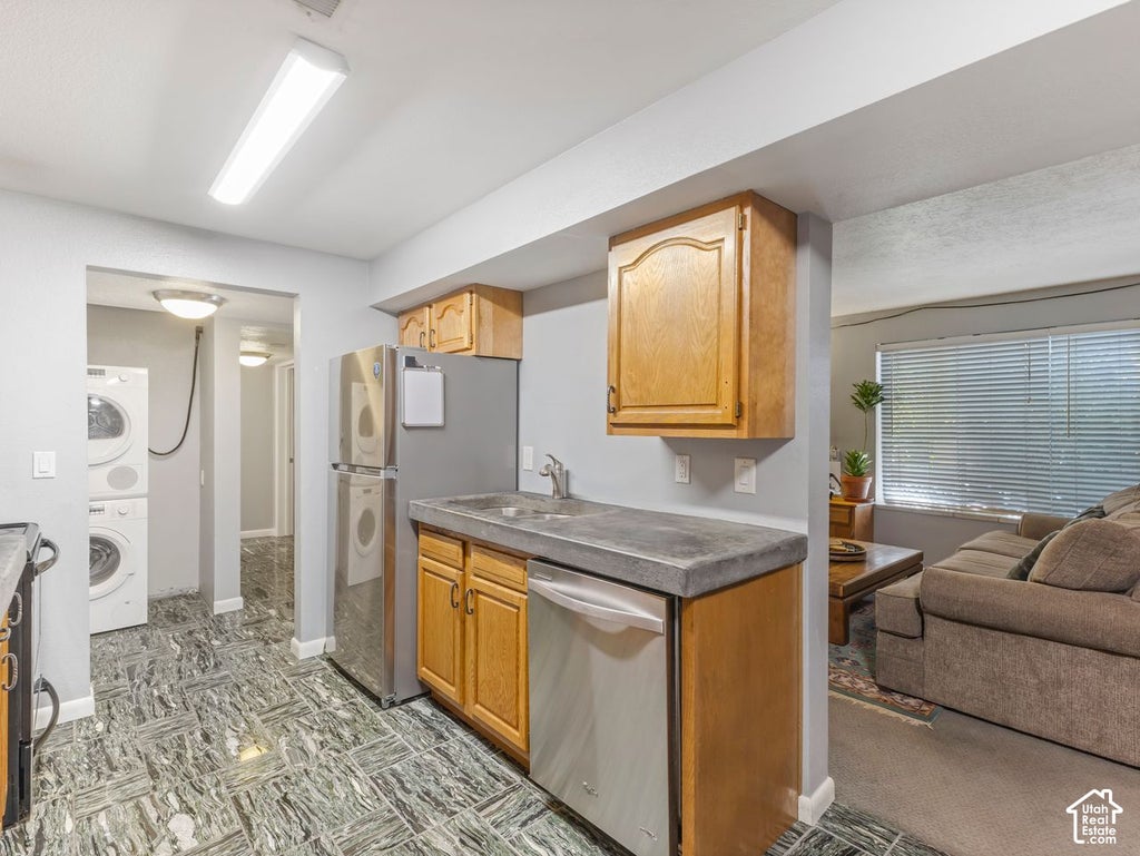 Photo of 1861 W 600 N, Salt Lake City, UT 84116 (MLS # 2188377)