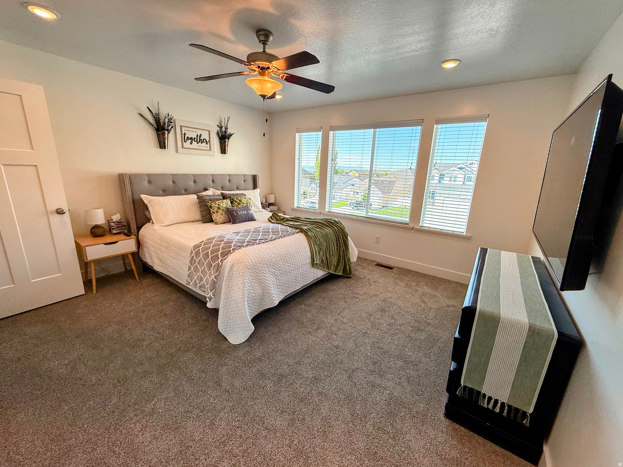 SMITHFIELD RIDGES - Residential