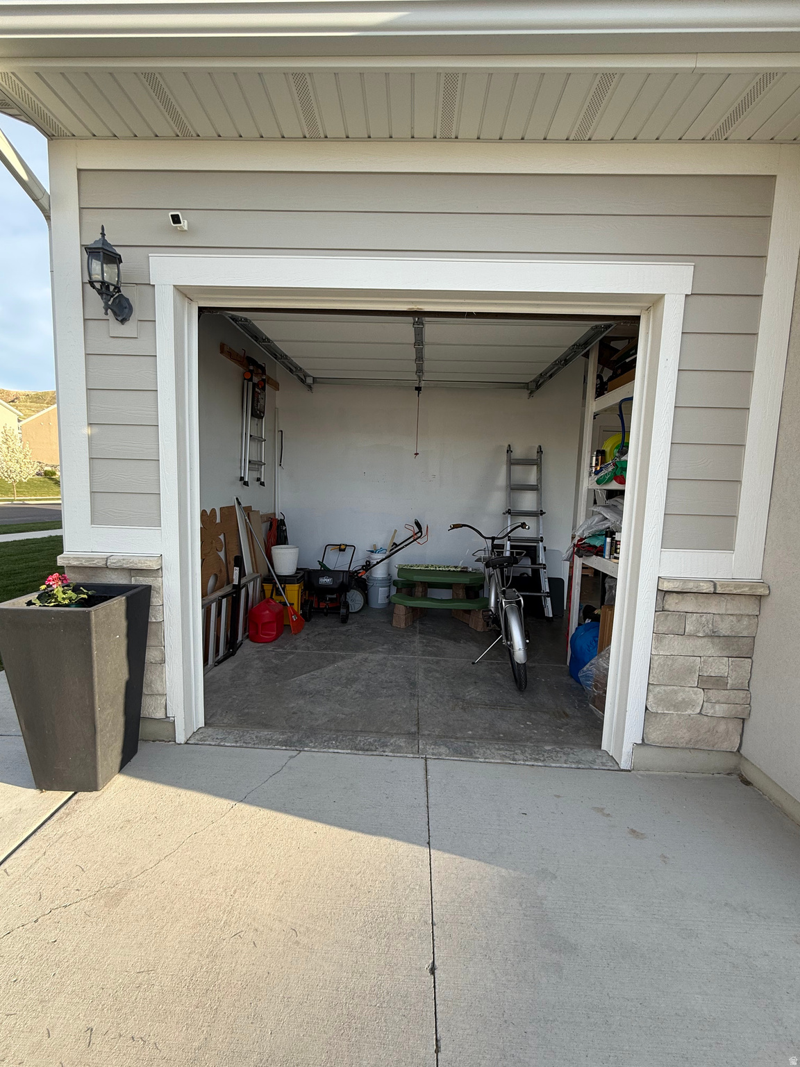 SMITHFIELD RIDGES - Residential