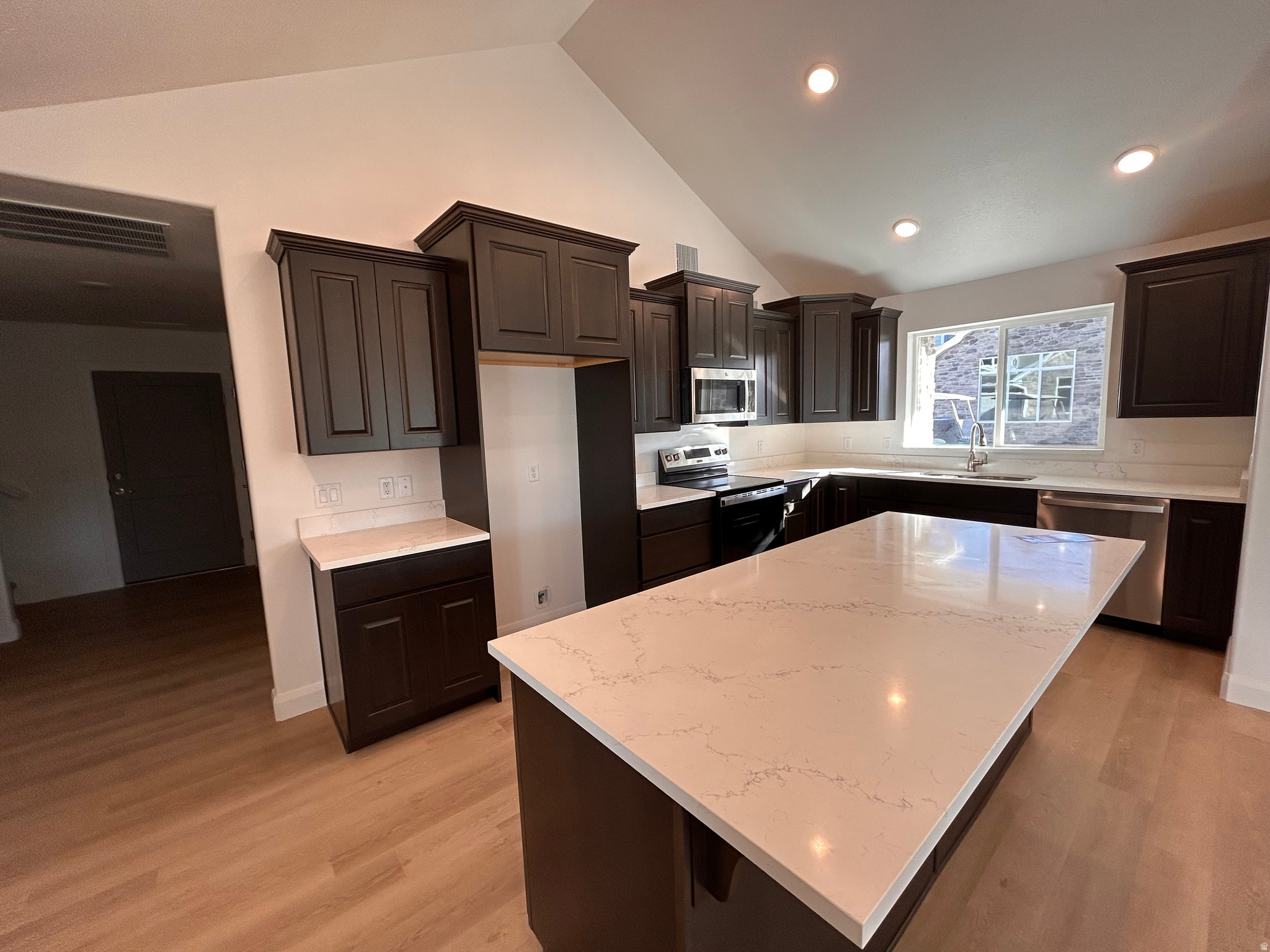 HEARTHSTONE - Residential