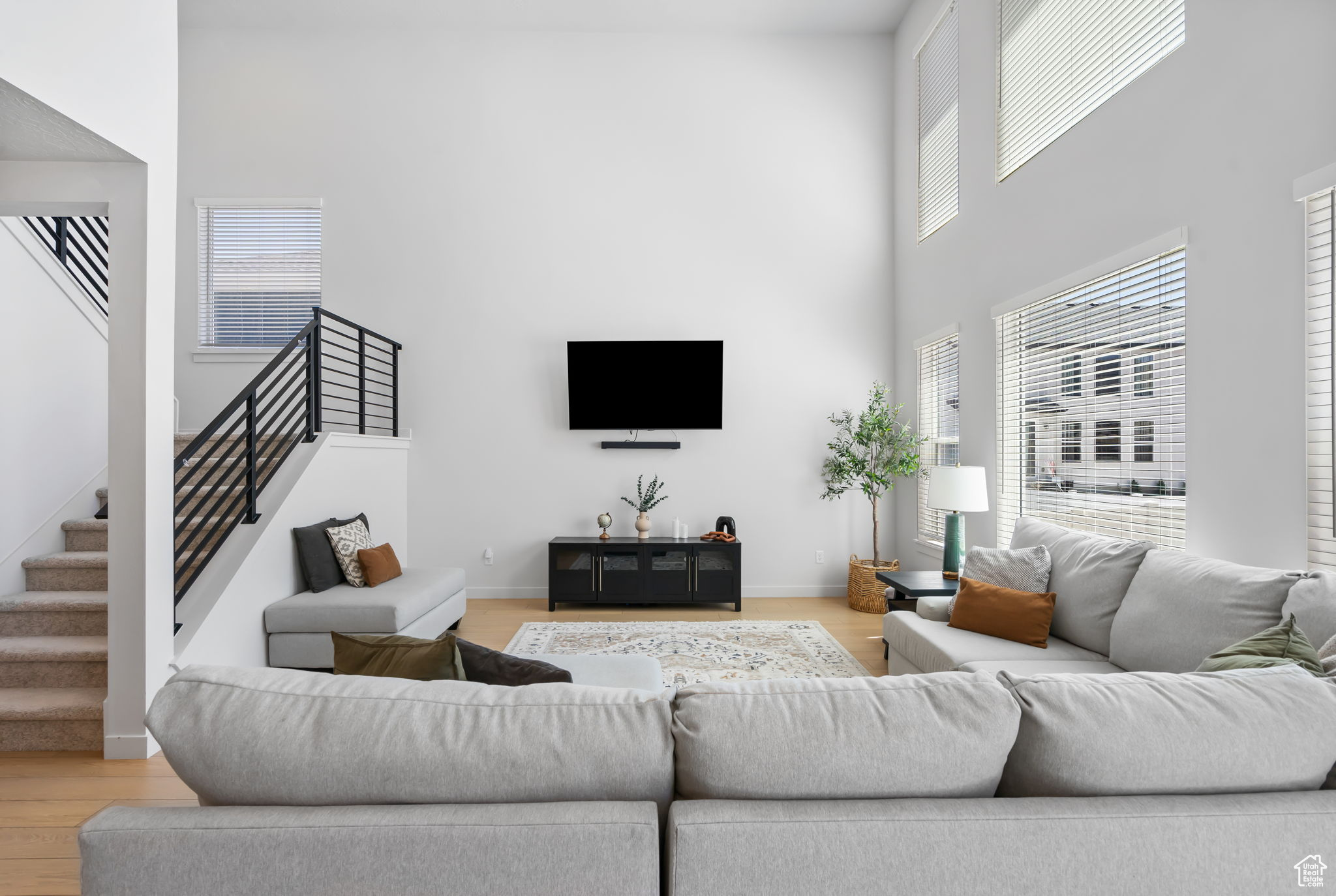 WOODHOLLOW ESTATES - Residential