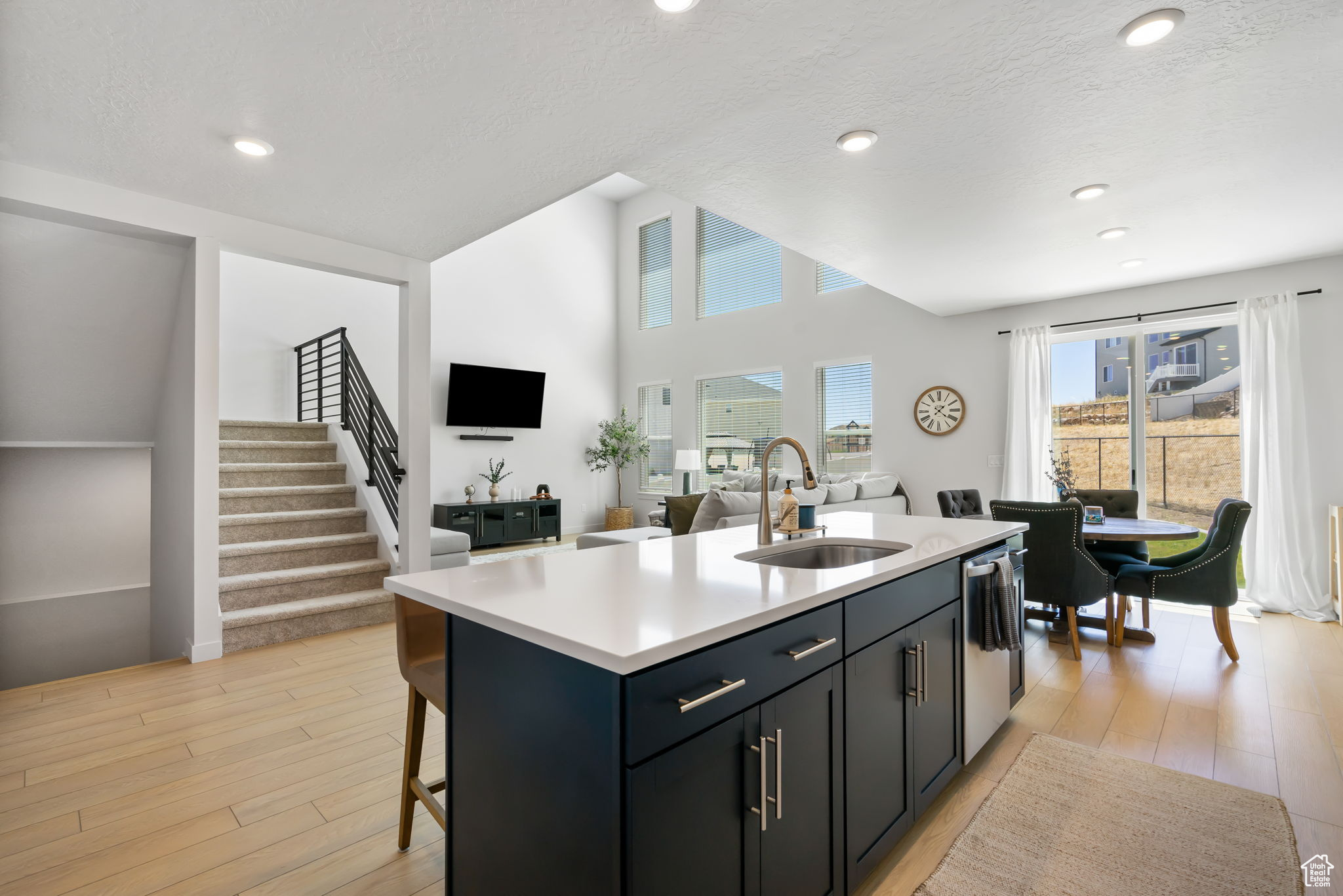 WOODHOLLOW ESTATES - Residential