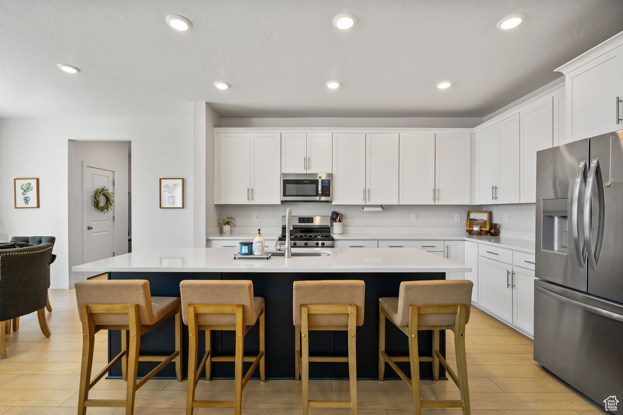 WOODHOLLOW ESTATES - Residential