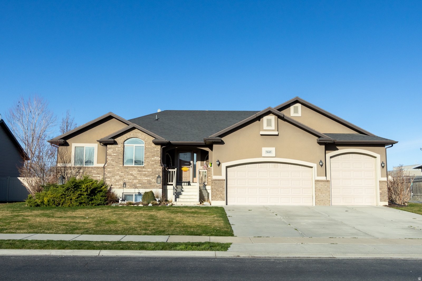 FREEDOM ESTATES #4 - Residential