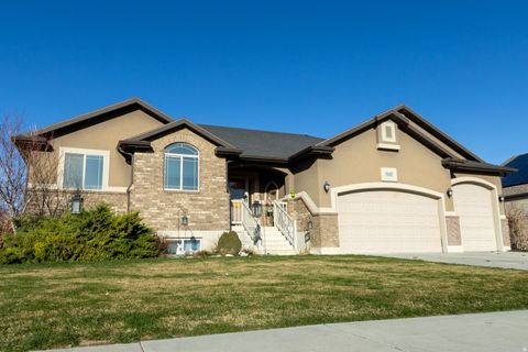 Tiny photo for 5645 S 4525 W, Hooper, UT 84315 (MLS # 2142878)