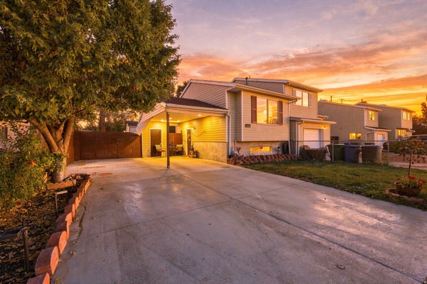 1466 W TWIN OAKS DR, WEST JORDAN, UT 84088 - Image 6980c569865e4dc7e8dfcf24b026c58a/4068766089