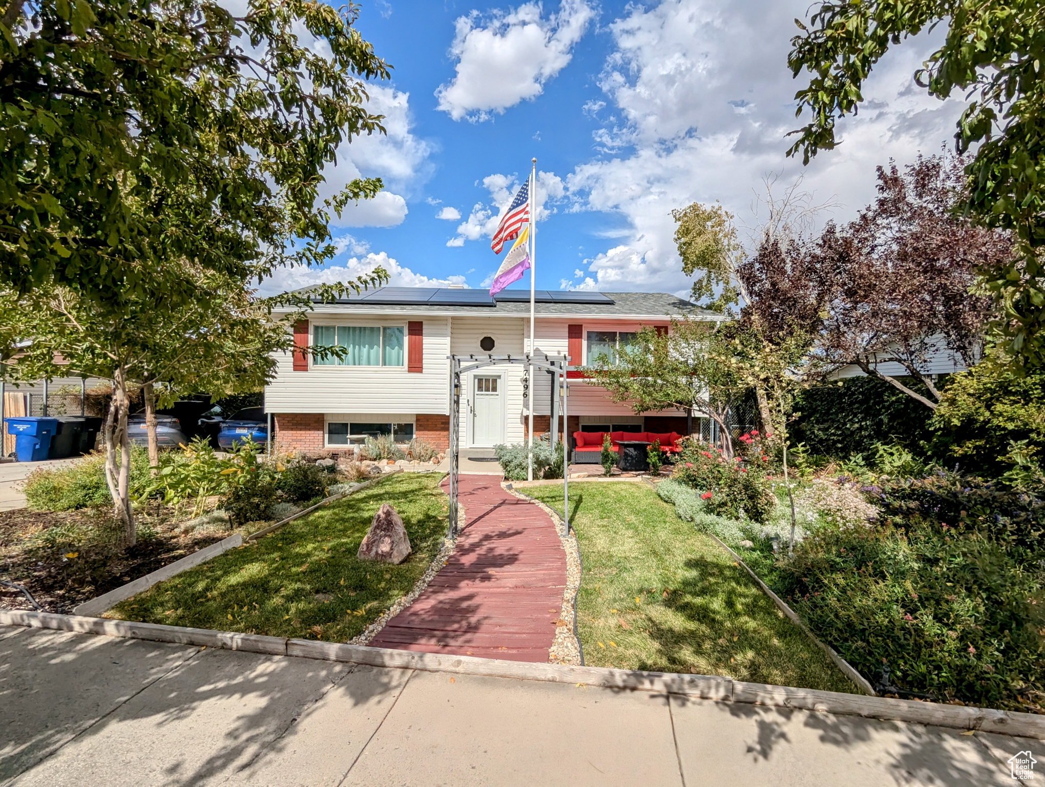 7496 W Miriam Way, Magna, Utah image 1