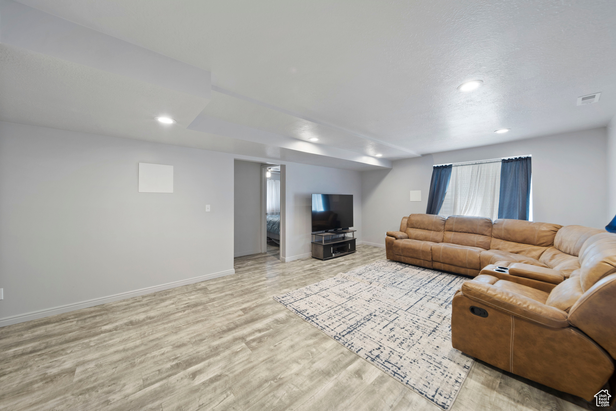 863 S 860, Tooele, Utah image 16