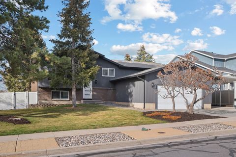 Tiny photo for 2691 E PARTRIDGE WAY S, Sandy, UT 84093 (MLS # 2142974)