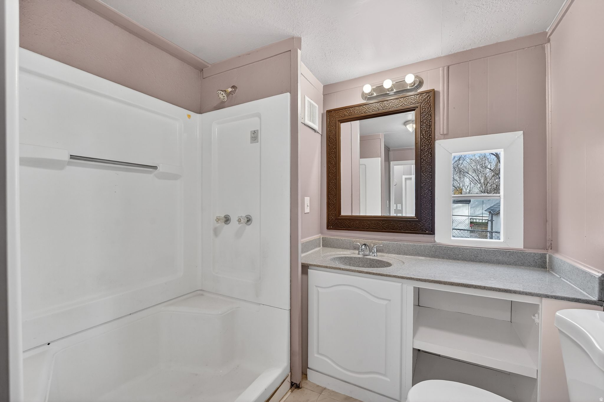 RADIUS CURVE - Residential