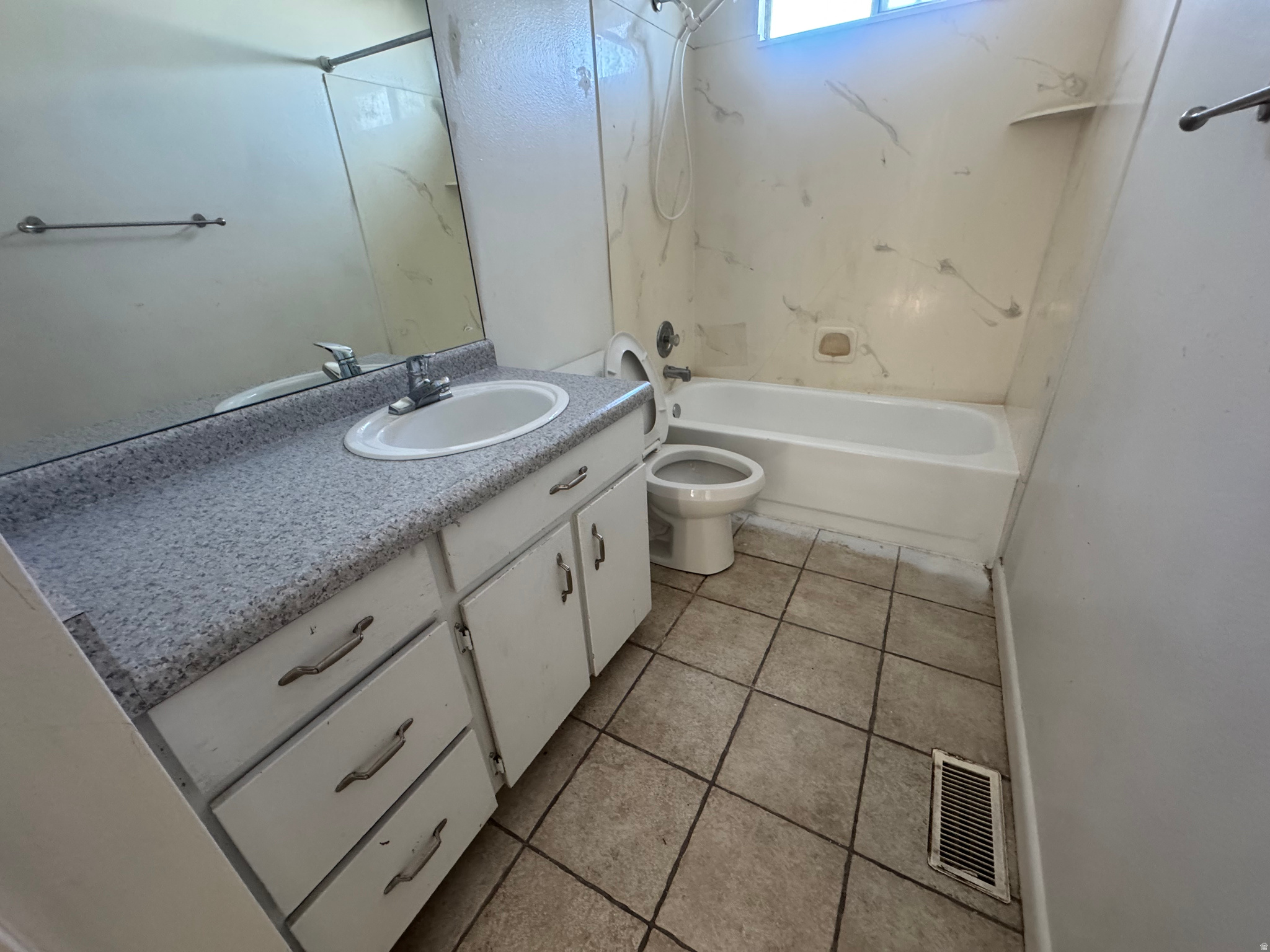 WALNUT HILLS - Residential