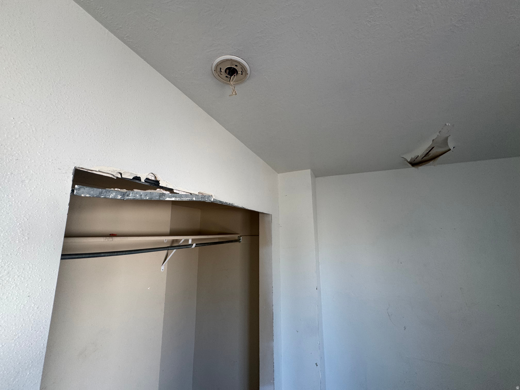 WALNUT HILLS - Residential