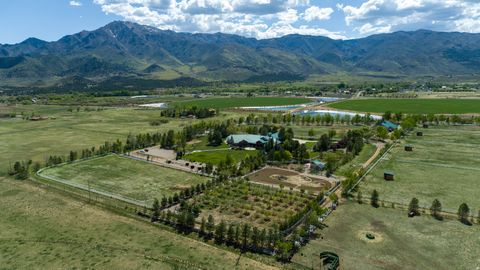 Photo of 622 E HIGHWAY 144, New Harmony, UT 84757 (MLS # 2135552)