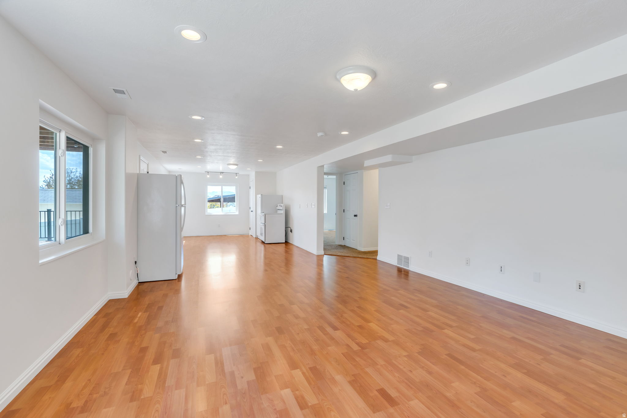 WELLSTONE HEIGHTS - Residential
