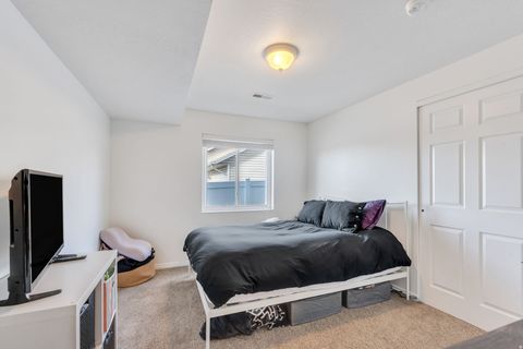 Tiny photo for 1176 E 470 S, Pleasant Grove, UT 84062 (MLS # 2131747)