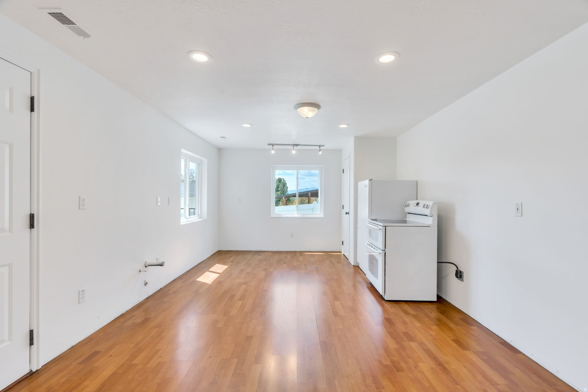 WELLSTONE HEIGHTS - Residential