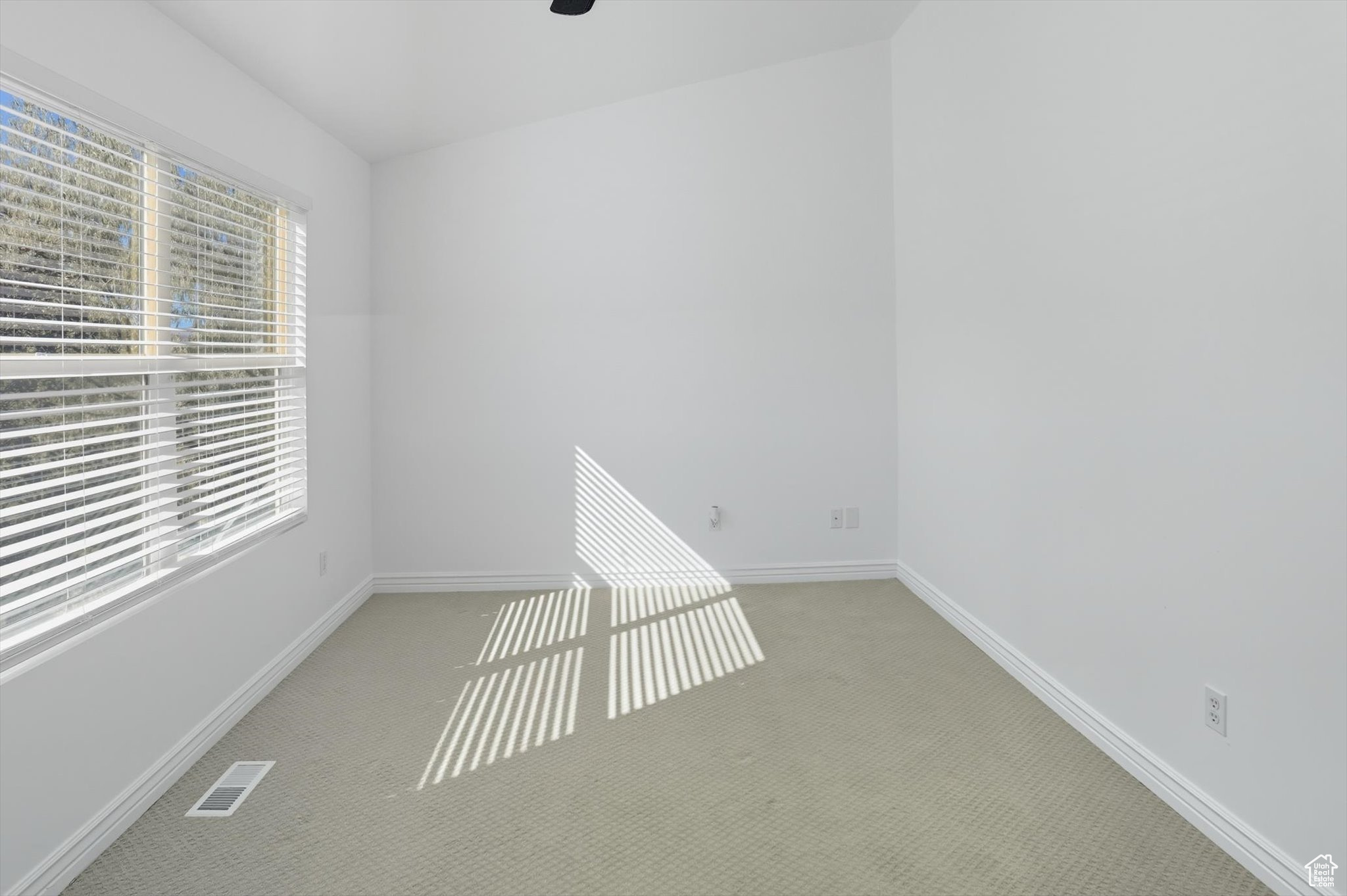 CASTLEHILL TOWNHOMES PHASE 1 - Residential