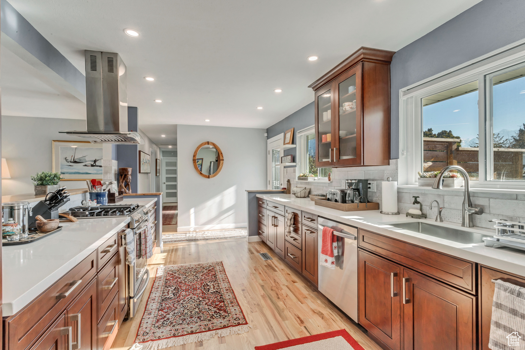 LAKEWOOD - Residential