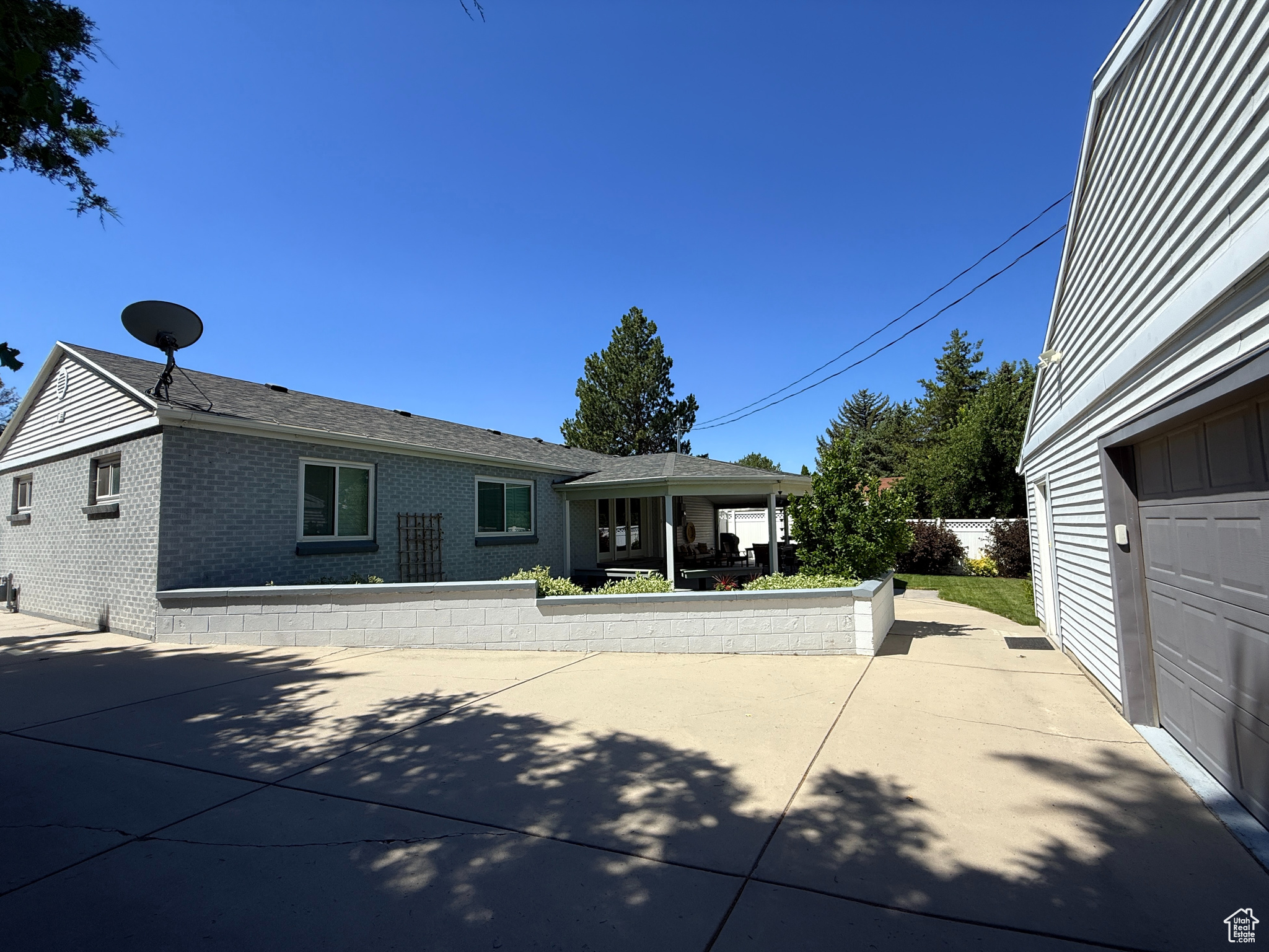 LAKEWOOD - Residential