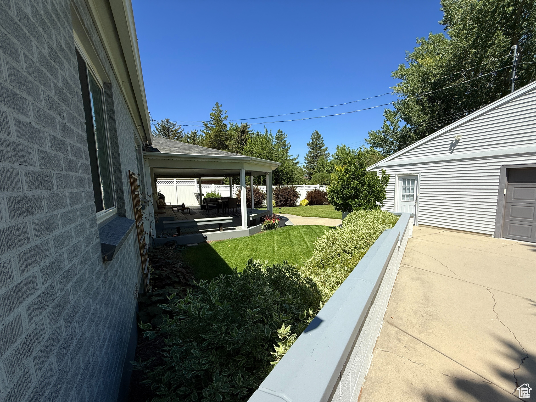 LAKEWOOD - Residential